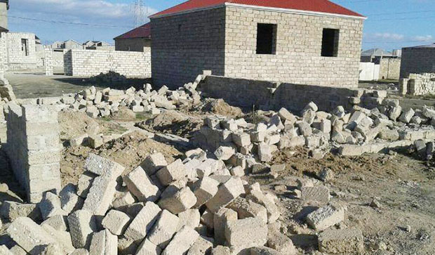 əsgər İlman Qurbanovun tikilməkdə olan evi