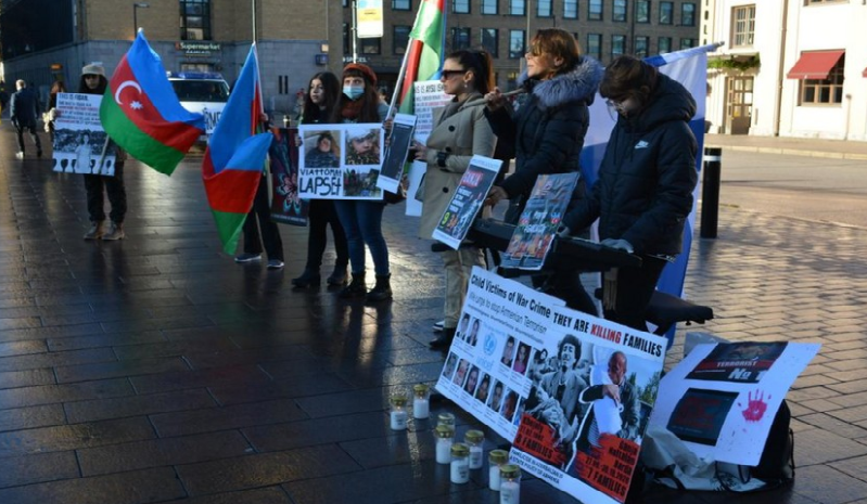 Helsinkidə erməni terroruna etiraz edilib - Foto