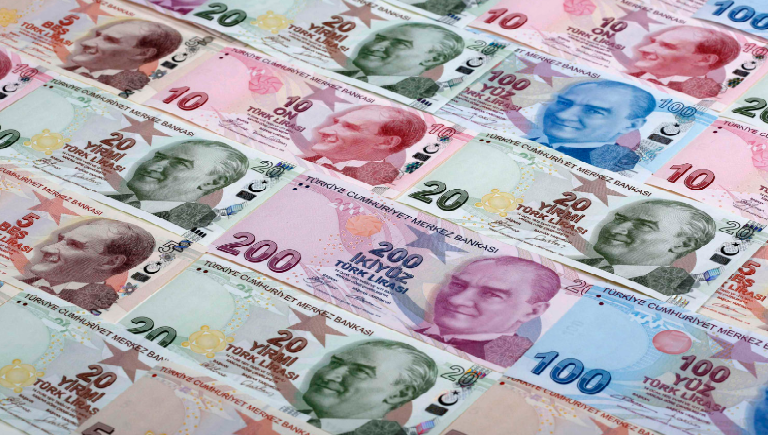 Türkiyədə dollar rekord sayılan 19 həddinə çatdı