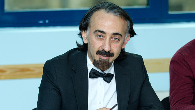 Politoloq Fərhad Mehdiyev