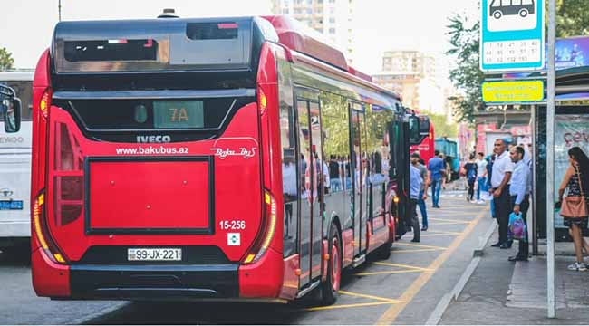 Bakıda bu saatlarda avtobus zolaqlarına girmək olar