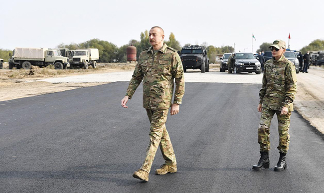 İlham Əliyev Zəfər Günü münasibətilə Şuşada təşkil olunan tədbirdə iştirak edib