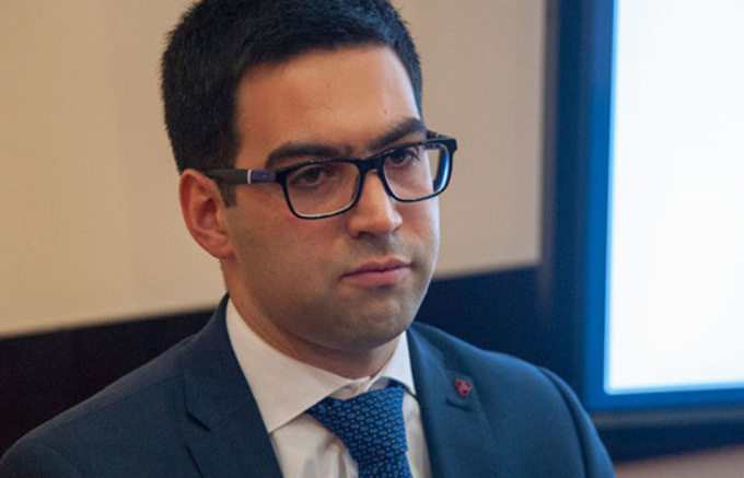 Rüstəm Badasyan