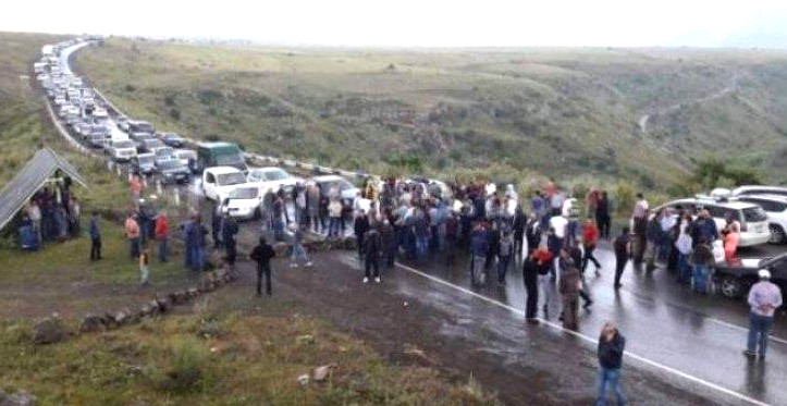 Kirantsada 31 erməni etirazçı polis bölməsinə aparılıb