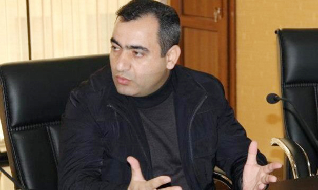 Rövşən Ağayev