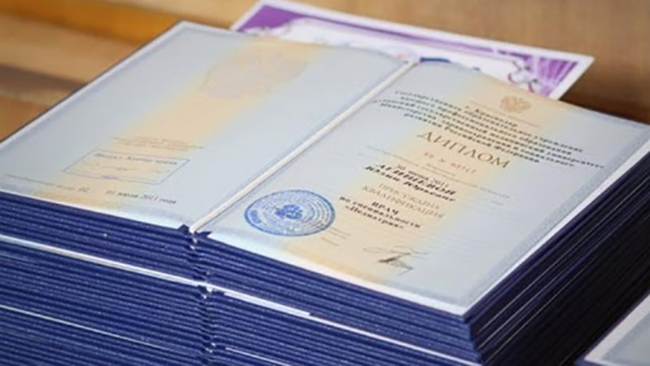 Qiymətli "kağız"... "Təhsil aldığı ixtisas üzrə biliyi olmayan məzunun magistr diplomu da "iş"ə yaramaz"