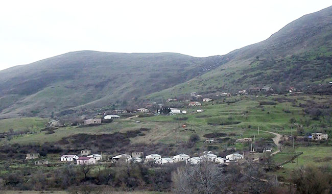 Füzuli rayonunun Yuxarı Güzlək kəndindən görüntülər - Video