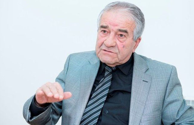 Türkiyədə Seyran Səxavətin romanları ilə bağlı dissertasiya yazılıb