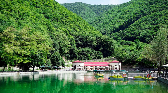 İki adam üçün bir gecəsi 199 manat... – Azərbaycanda turizm tragikomediyası