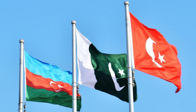 "Vətən müharibəsi zəfərini qeyd edən xalqımız Türkiyə bayrağı ilə birgə Pakistan bayrağını da dalğalandırırdı"