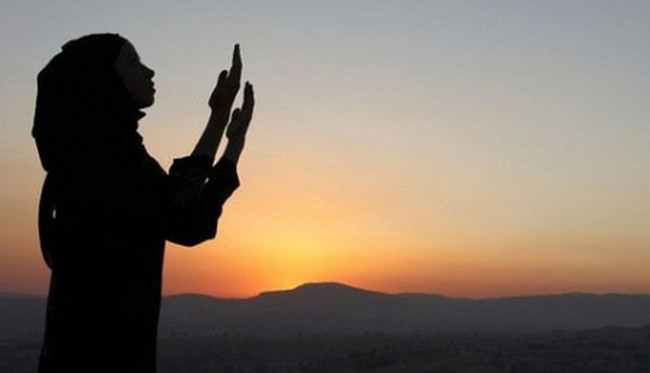"Hər kəs o gecədə bir rükət namaz qılsa, min rükət namazı əvəz edir"