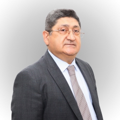 Ekologiya və Təbii Sərvətlər Nazirliyinin Bioloji Resursların Tədqiqatı Mərkəzinin direktoru, biologiya üzrə elmlər doktoru, professor Mehman Axundov