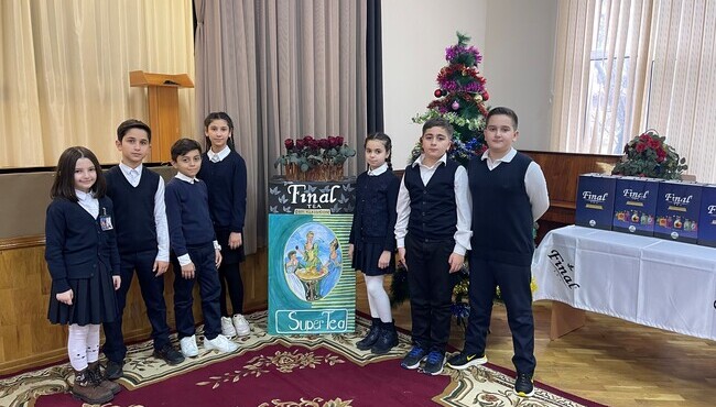 “Final” çaylarının dəstəyi ilə bir məktəbdə iki bayram qeyd edilib