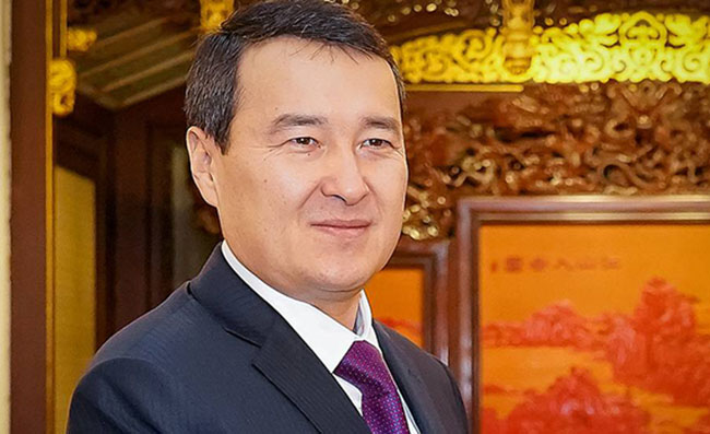 Əlixan Smailov Qazaxıstanın yeni baş naziri olub