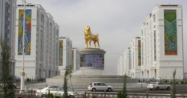 Türkmənistanda subay və yaşı 40-dan az olan qadınlara qəribə münasibət...