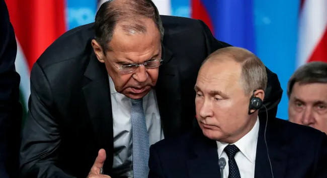 Sergey Lavrov və Vladimir Putin