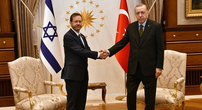 Türkiyə-İsrail yaxınlaşması davam edir: Yair Lapid Ankaraya gəlib
