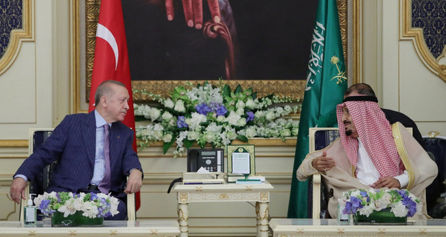 Ərdoğan Səudiyyə Ərəbistanının vəliəhd şahzadəsi ilə görüşüb