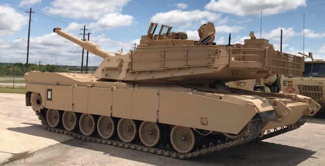 “Abrams” tanklarının ilk partiyası Ukraynaya gəlib