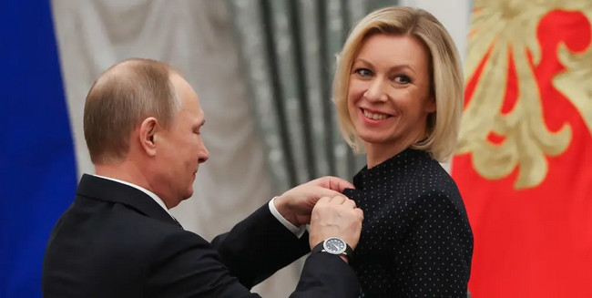 Vladimir Putin və Mariya Zaxarova