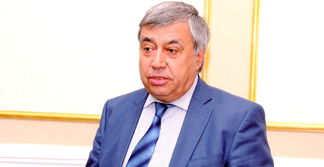 Adil Qəribov