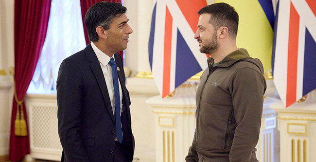 Böyük Britaniyanın baş naziri Kiyevədə Zelenski ilə görüşüb