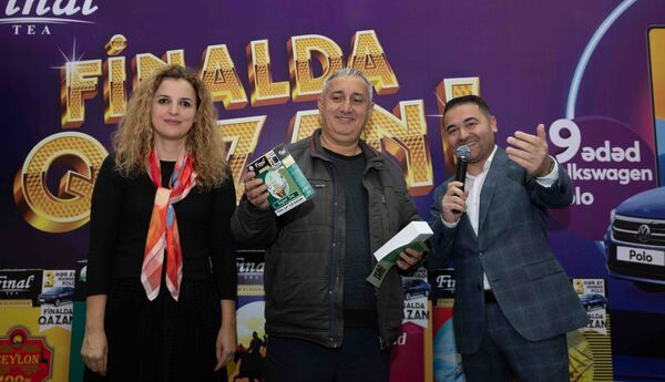 “Finalda qazan!” lotereyasının 1-ci tirajının qaliblərinə mobil telefonları təqdim edildi