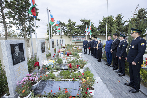 şəhid Ülvi Hacıyevin məzarı