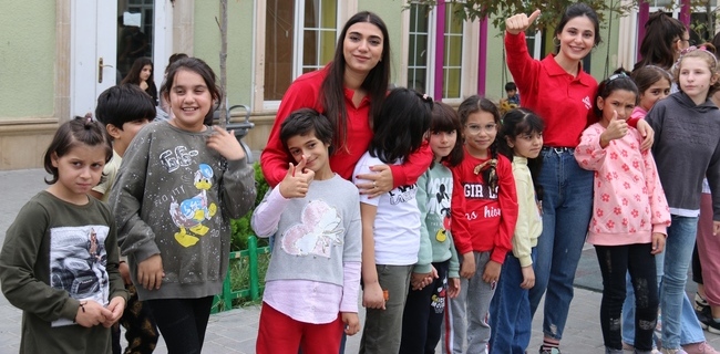 “Azerçay”dan “Bilik Günü” münasibətilə növbəti sosial layihə