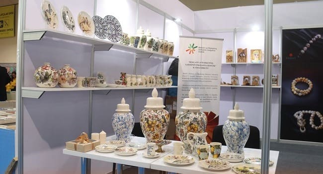 Xarıbülbül İncəsənət Mərkəzinin stendi / Foto: RMİD