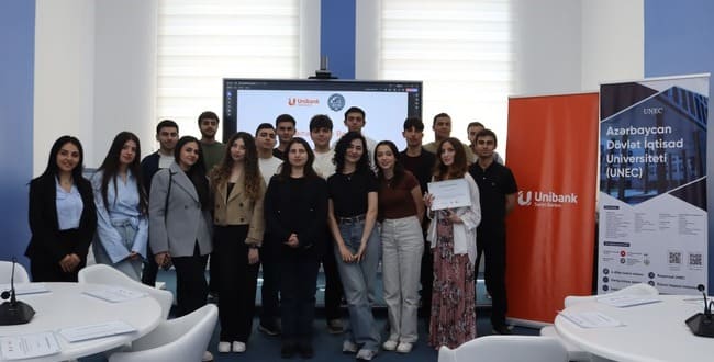 Unibank ADA və UNEC tələbələri üçün dayanıqlı maliyyə seminarları təşkil edib